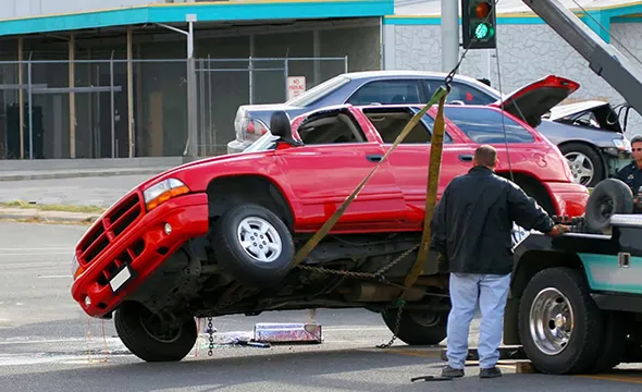 Fast junk car pickup service offering quick, hassle-free towing and top cash for unwanted vehicles today.
